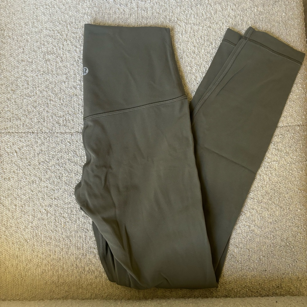 Lululemon Aligns 25”